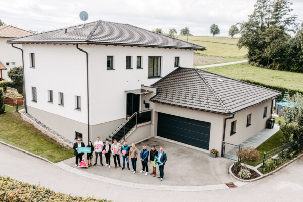 Totalansicht vom Haus des ersten Kunden in Haag am Hausruck.