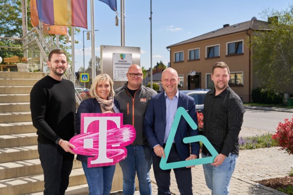 Pressefoto zum Spatenstich in Untersiebenbrunn