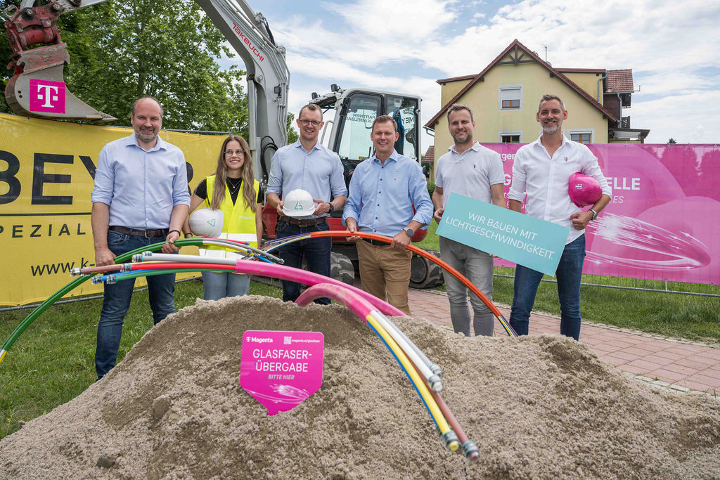 Pressefoto Glasfaserspatenstich Leibnitz